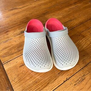 Crocs Literide Size 9 Women’s Grey/White/Pink